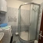 شقة Roza