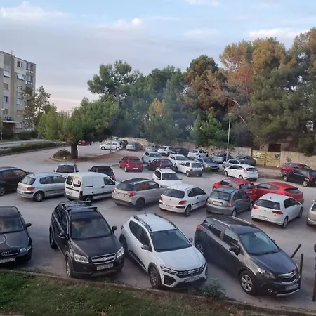 Roza شقة